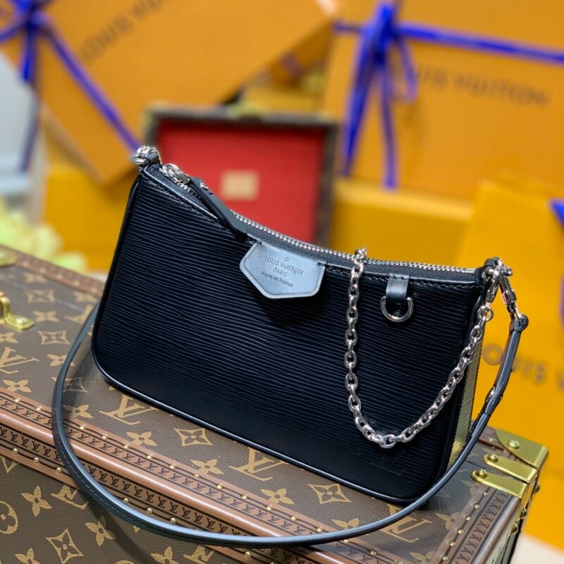 Louis Vuitton Easy Pouch On Strap-19*11.5*3CM