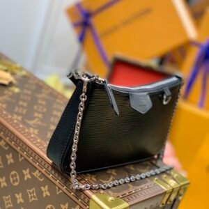 Louis Vuitton Easy Pouch On Strap-19*11.5*3CM