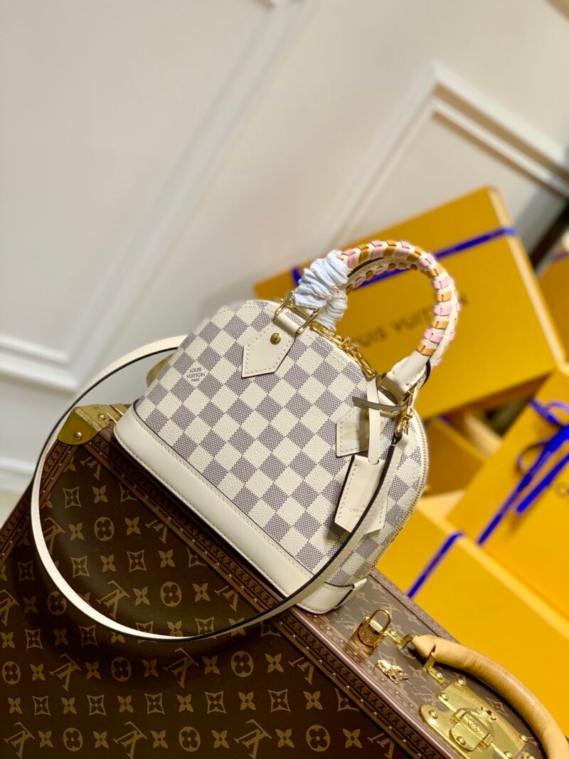Louis Vuitton N41221 Alma BB-25*19*12CM