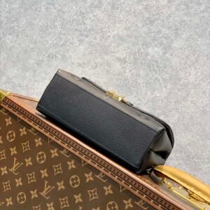 Louis Vuitton Madeleine BB Handbag-24*17*8.5CM