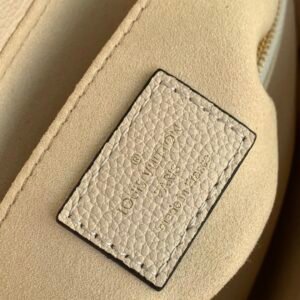 Louis Vuitton Madeleine Handbag-30.0 x 19.5 x 11CM