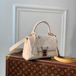 Louis Vuitton Madeleine Handbag-30.0 x 19.5 x 11CM