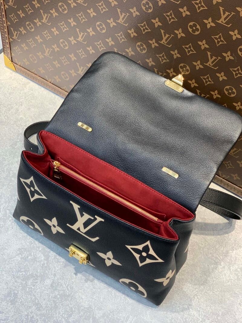 Louis Vuitton Madeleine Handbag-30.0 x 19.5 x 11CM