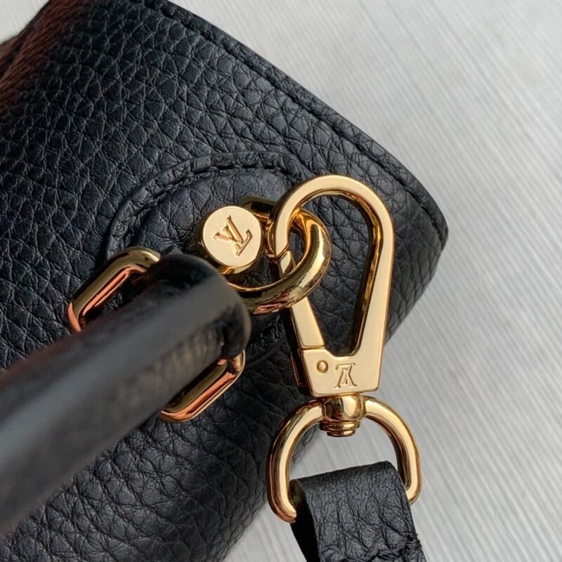 Louis Vuitton Twist One Handle-17.0 x 25.0 x 11CM