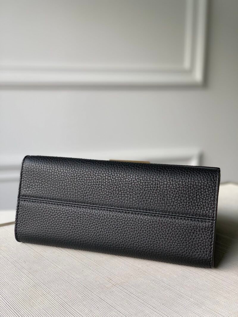 Louis Vuitton Twist One Handle-17.0 x 25.0 x 11CM