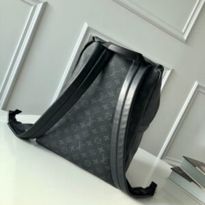 Louis Vuitton Backpack-37CM