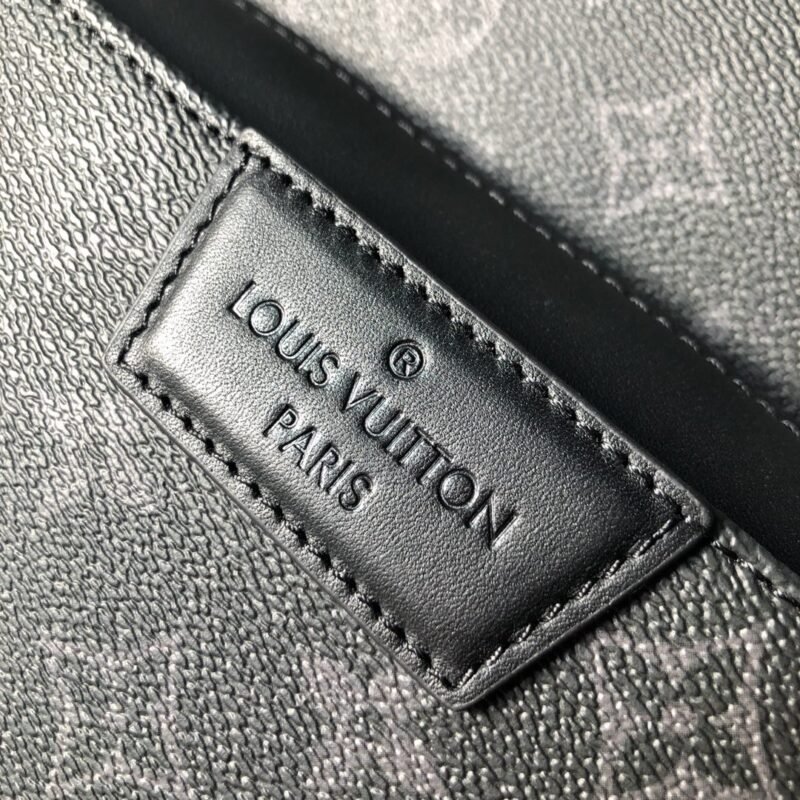 Louis Vuitton Backpack-37CM