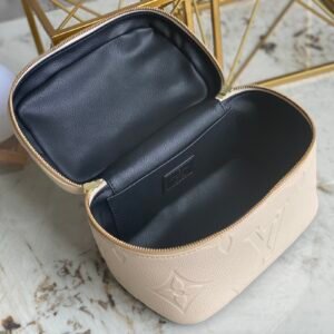 Louis Vuitton Cosmetic Bag-20*13.5*12CM