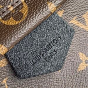 Louis Vuitton MM Backpack-28*33*16CM