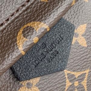 Louis Vuitton Backpack-M44871-22*19*10CM