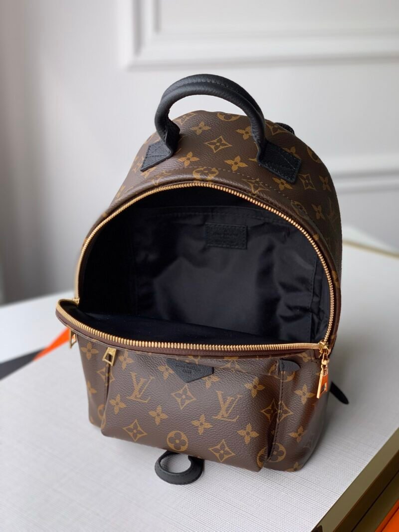 Louis Vuitton Backpack-M44871-22*19*10CM