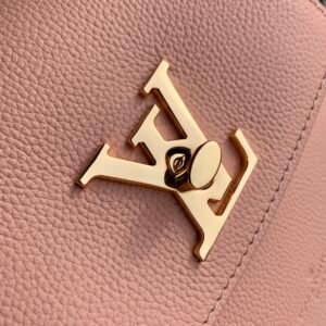 Louis Vuitton Lockme Ever 23x17x10CM