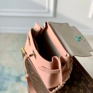 Louis Vuitton Lockme Ever 23x17x10CM