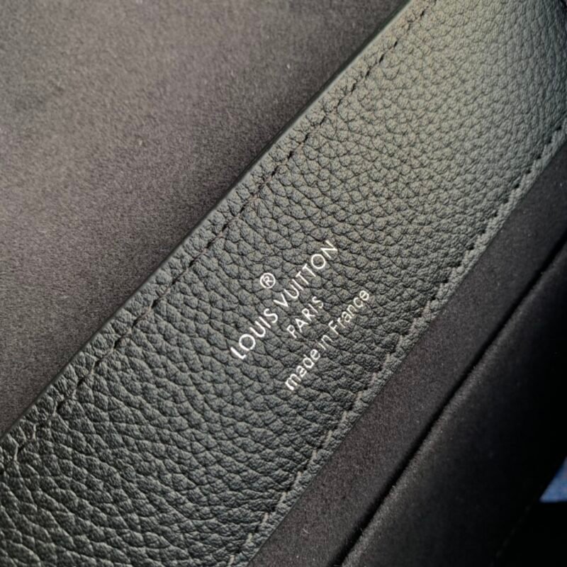 Louis Vuitton Lockme Ever 23x17x10CM