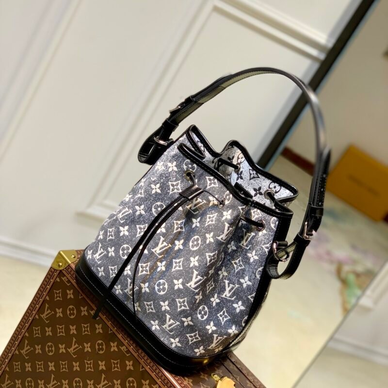 Louis Vuitton Petit Noé -25*28.5*20CM