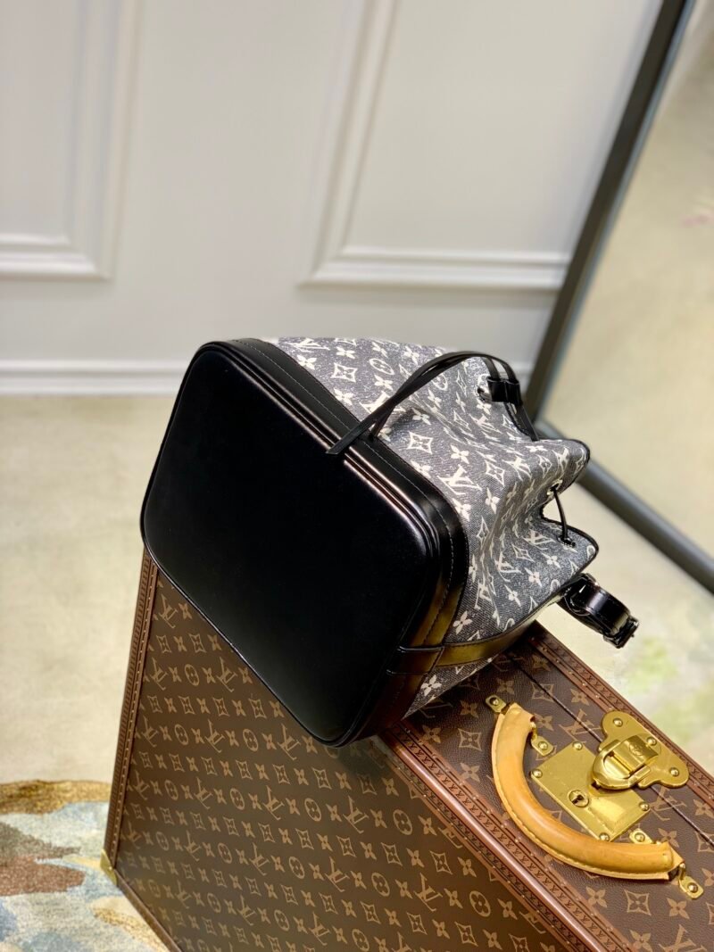 Louis Vuitton Petit Noé -25*28.5*20CM