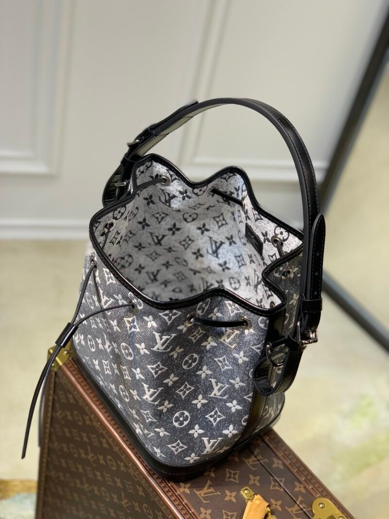 Louis Vuitton Petit Noé -25*28.5*20CM