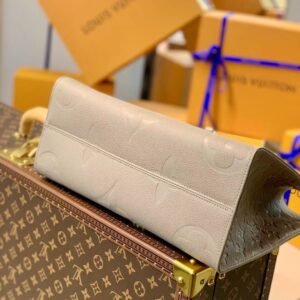 Louis Vuitton Small Onthego Handbag-35*28*15CM