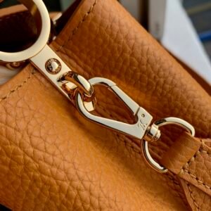 Louis Vuitton Mini Capucines Handlebag-M21168-21*14*8CM