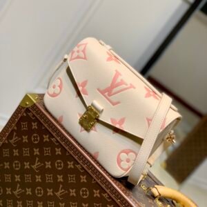 Louis Vuitton Pochette Metis Handbags-25*19*7CM