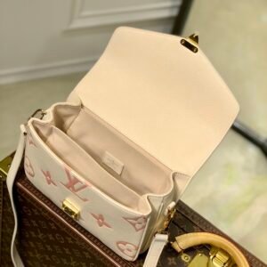 Louis Vuitton Pochette Metis Handbags-25*19*7CM