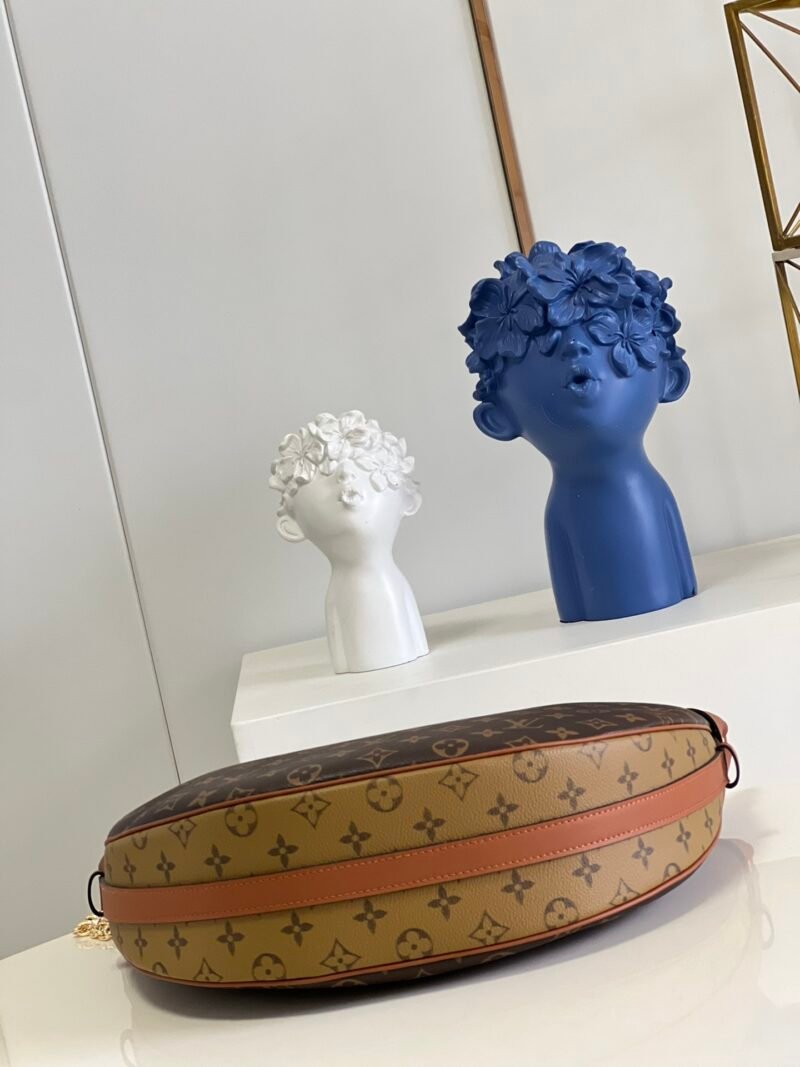 Louis Vuitton Loop Handbags-M46311-38×30×10CM