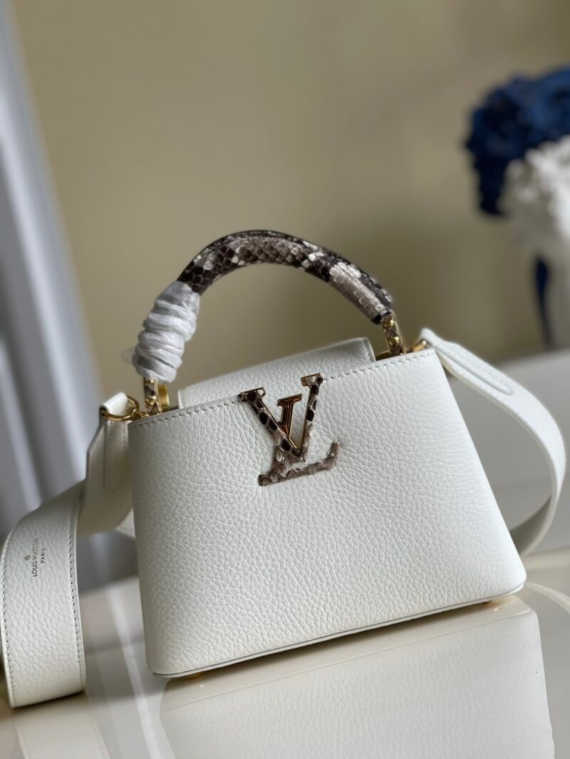 Louis Vuitton Mini Capucines Handlebag-21*14*8CM