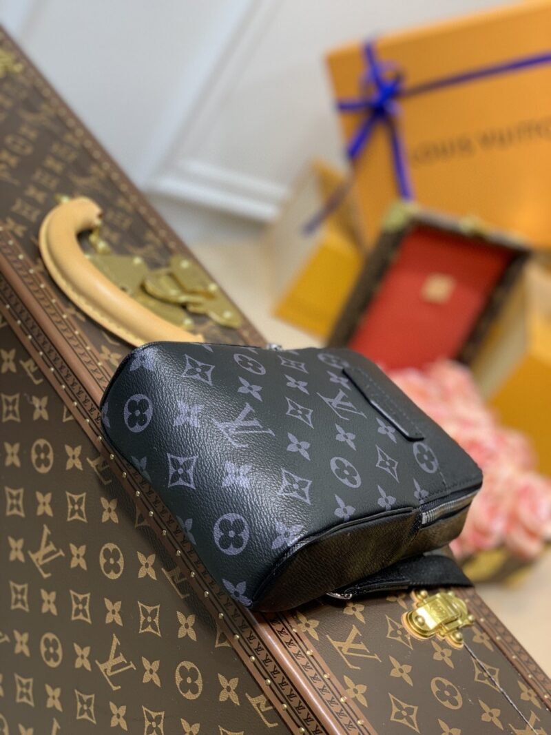 Louis Vuitton Outdoor Slingbag-13*21*5CM
