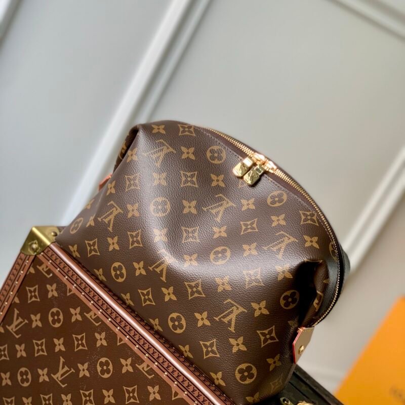 wsxc1678894197539_1.jpg Louis Vuitton Cosmetic Bag M46458-27*18*9CM