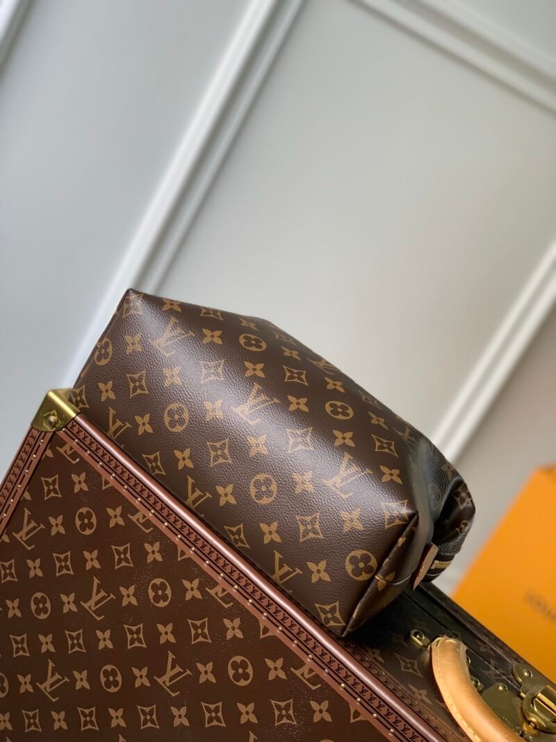 Louis Vuitton Cosmetic Bag M46458-27*18*9CM