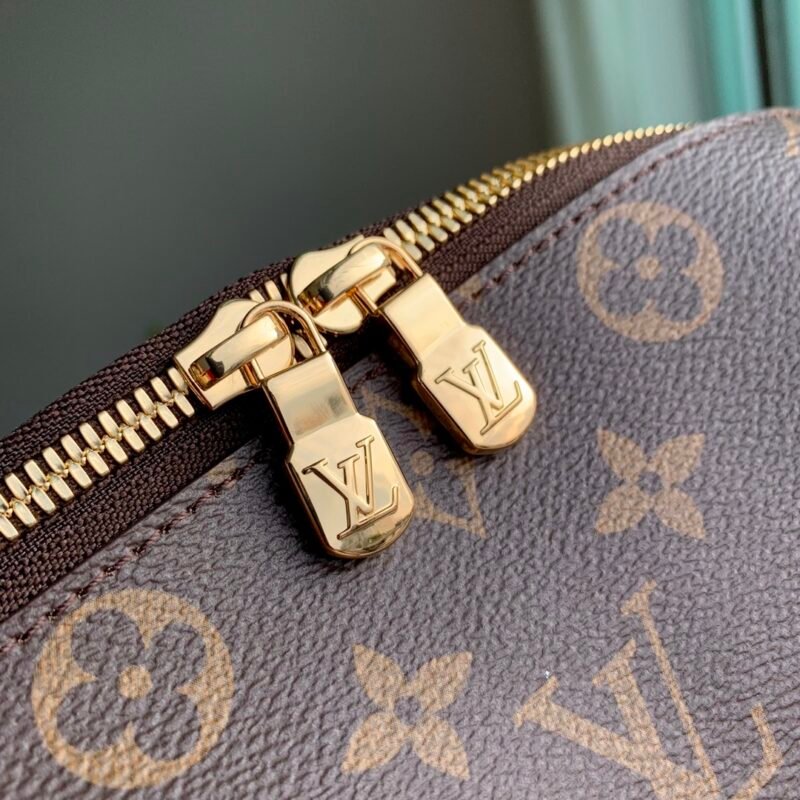 Louis Vuitton Cosmetic Bag M46458-27*18*9CM