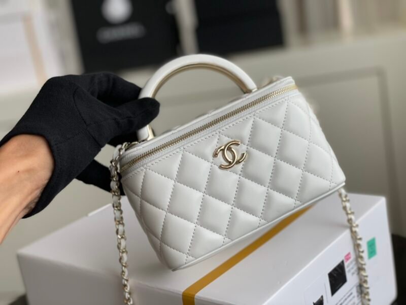 wsxc1679415233823_1.jpg Ch@nel Cosmetic Bag-Lambskin-18CM