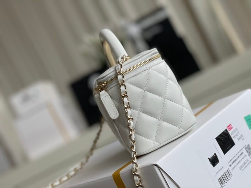 wsxc1679415234831_3.jpg Ch@nel Cosmetic Bag-Lambskin-18CM