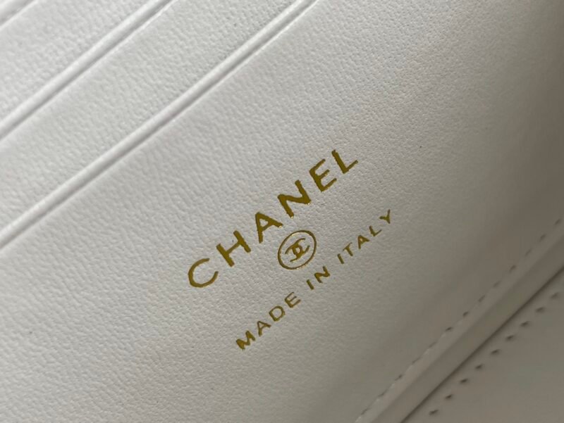 wsxc1679415238842_8.jpg Ch@nel Cosmetic Bag-Lambskin-18CM