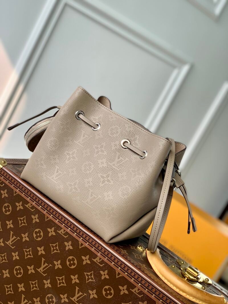 wsxc1679652299737_2_1.jpg Louis Vuitton Bella Tote Bag-M57201-19*22*14CM