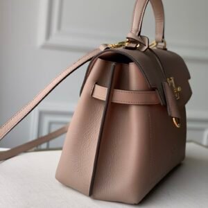 Louis Vuitton Lockme Ever M51395-31*46*17CM