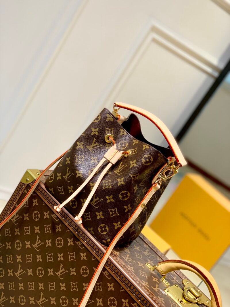 Louis Vuitton NéoNoé Bucket Bag -M46581-20 x 20 x 13CM