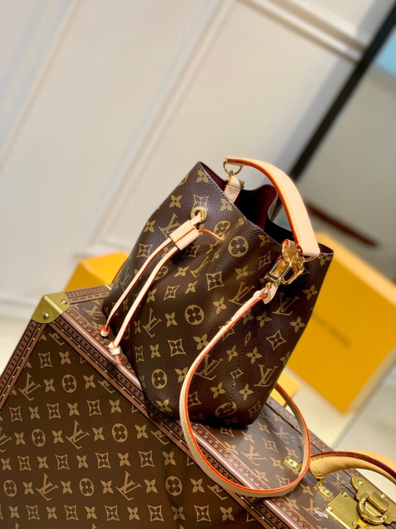 Louis Vuitton NéoNoé Bucket Bag -M46581-20 x 20 x 13CM