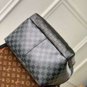 Louis Vuitton Discovery Backpack-30*40*20CM