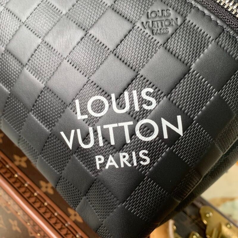 Louis Vuitton Discovery Backpack-30*40*20CM