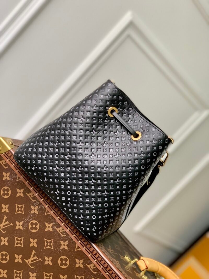 Louis Vuitton NéoNoé Bucket Bag -M46581- 20 x 20 x 13 CM