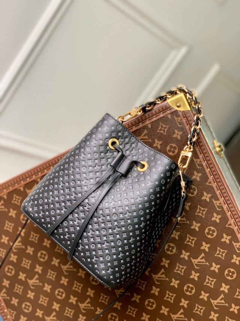 Louis Vuitton NéoNoé Bucket Bag -M46581- 20 x 20 x 13 CM