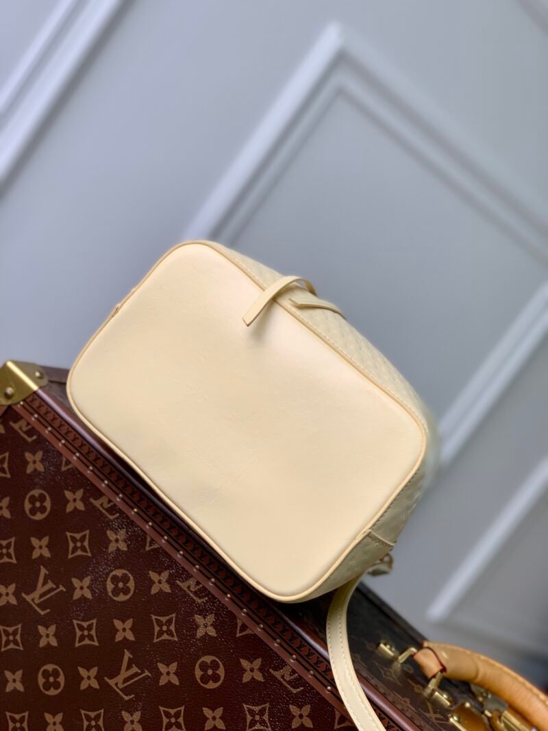 Louis Vuitton M22599 NeoNoe BB Handbag-20*20*13CM