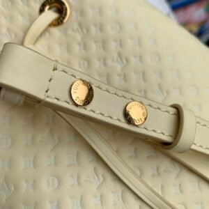 Louis Vuitton M22599 NeoNoe BB Handbag-20*20*13CM