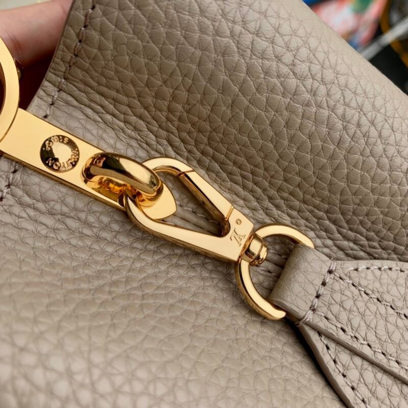 Louis Vuitton Capucines BB-M21164-27*18*9CM