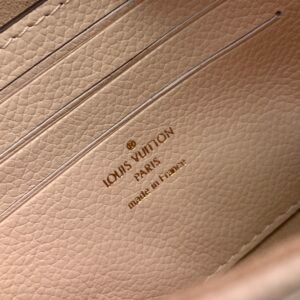 Louis Vuitton Wallet on Chain Ivy-23.5 x 12.0 x 4.3 CM