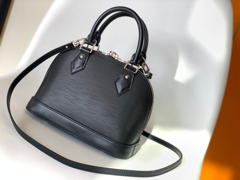 Louis Vuitton M41327 Alma BB-25*19*12CM