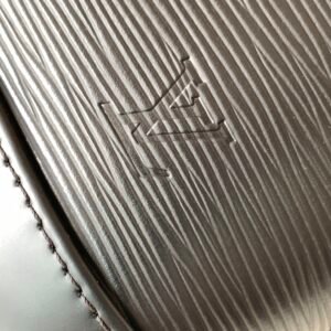 Louis Vuitton M41327 Alma BB-25*19*12CM