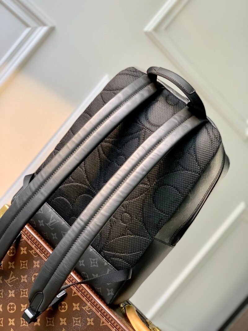wsxc1685629203814_1.jpg Louis Vuitton Dean Backpack-M45335-31 x 41.5 x 15.5 CM
