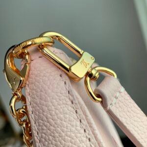 Louis Vuitton Easy Pouch On Strap-19×11.5x3CM